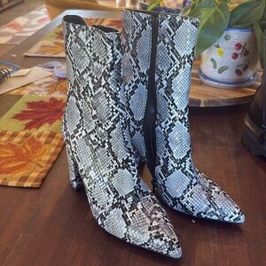 Jeffery Campbell sexy python Siren ankle bootie NEW